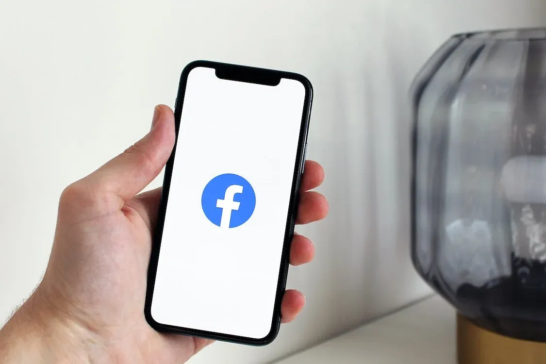 Facebook logo